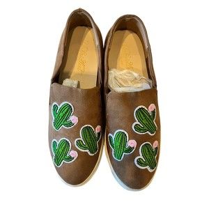 Ariate Slip on Shoes Unbridled Womens Dixie Cognac Cactus Rose Sz 6.5 10…